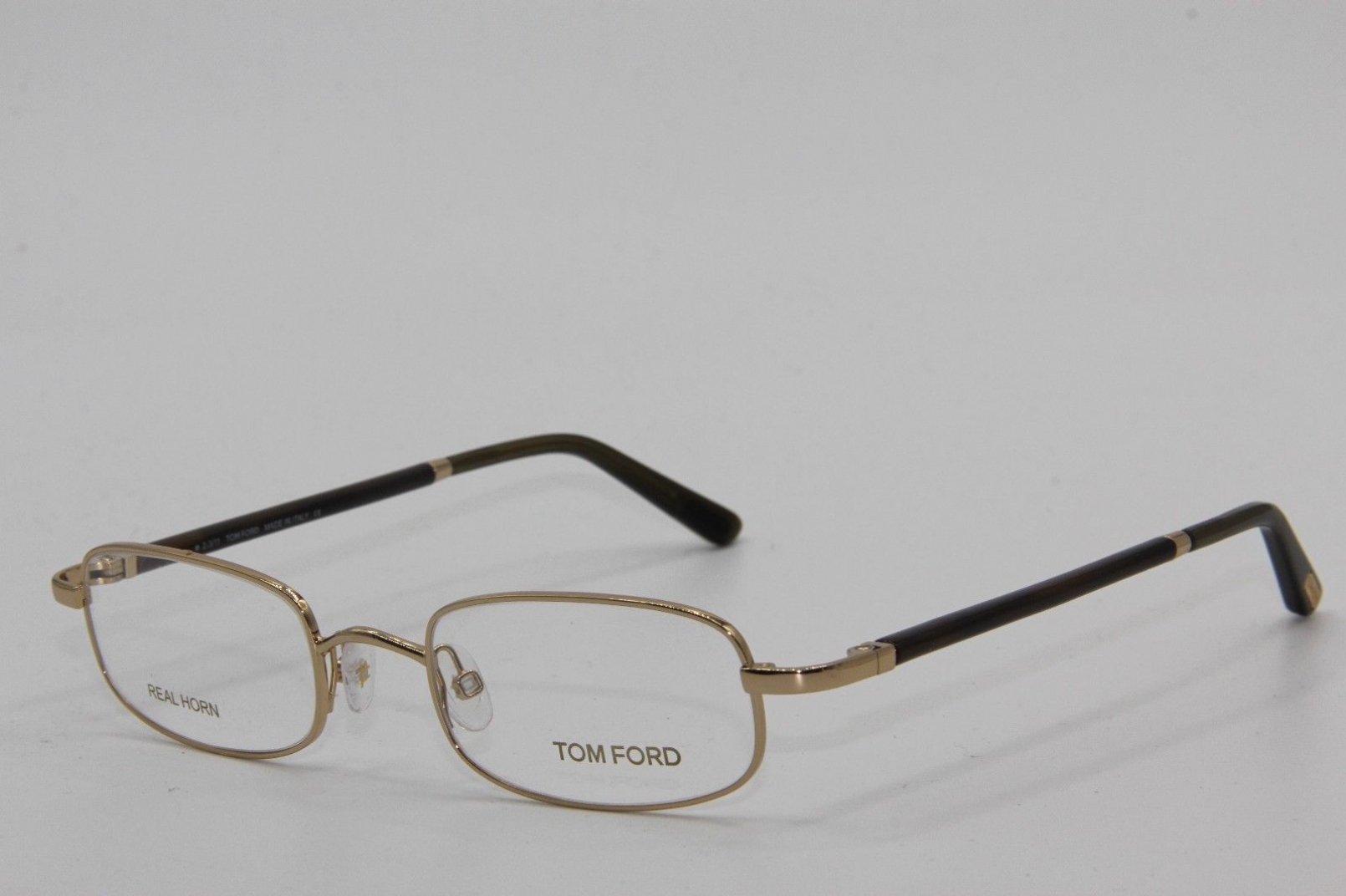 TOM FORD  