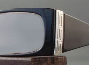 Example of pebble scratches work done by EyeglassesDepot.com